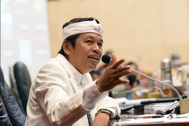 Tak Kunjung Dapat SK Maju Pilgub Jabar 2024 dari Partai Gerindra, Dedi Mulyadi Akui Hal Mengejutkan