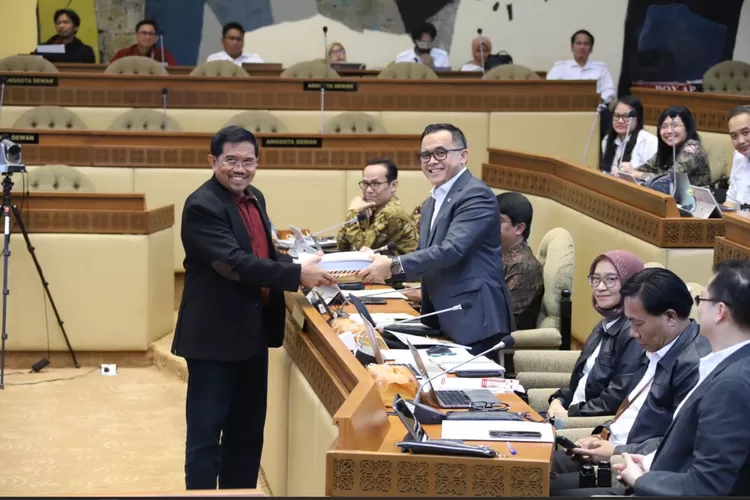 Kesepakatan Final MenPAN RB dan DPR RI, Tenaga Honorer Diangkat Menjadi PPPK 2024 Tanpa Terkecuali, Asal Bisa Penuhi Syarat Ini