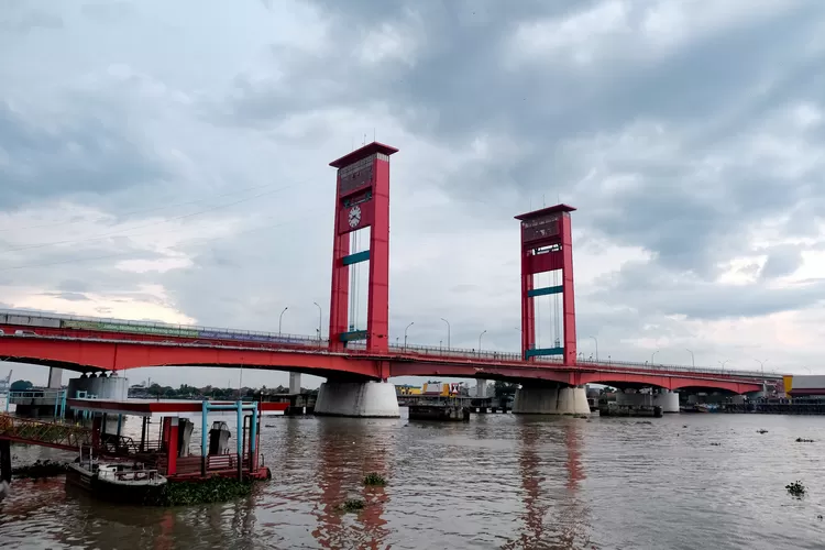 Inilah 5 Fakta Menarik Jembatan Ampera Kebanggaan Palembang, Siapa Sangka Dulu Namanya Diambil dari Tokoh Ini