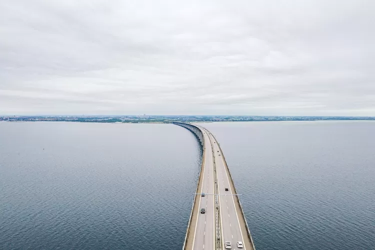 Dibangun di Atas Laut, Jalan Tol Senilai Rp16,8 Triliun di Jawa Tengah Ini Terbuat dari Bahan Bambu, Kok Bisa?