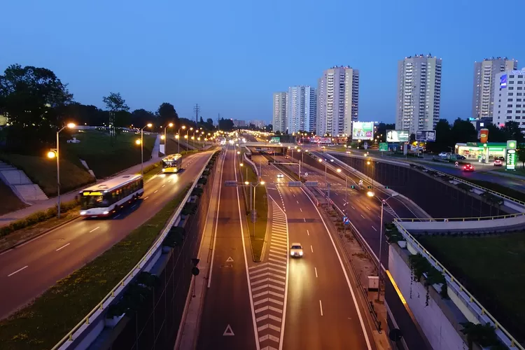 Sengaja Dibangun Tidak Merata, Jalan Tol Layang Terpanjang di Indonesia Ini Sekarang Malah Dinilai Tidak Sesuai SNI