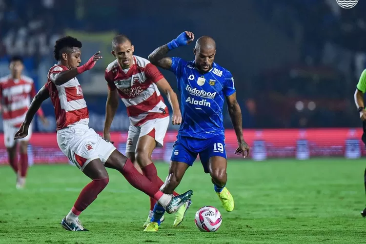 Link Live Streaming Final BRI Liga 1 Madura United Vs Persib Bandung ...