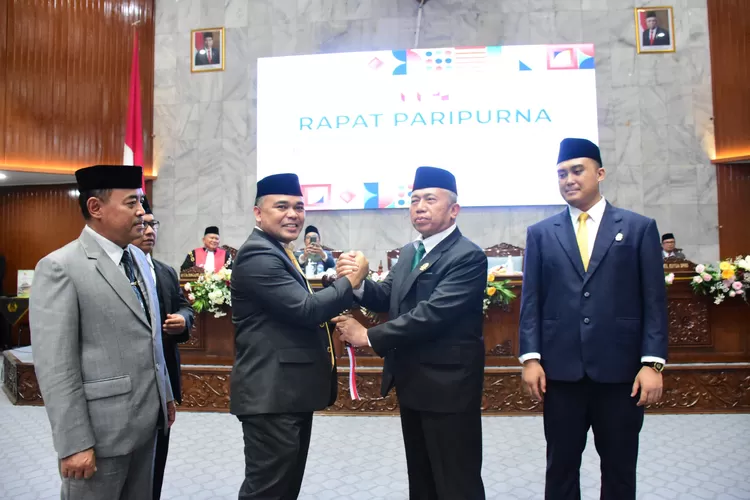 DPRD Kabupaten Bandung Resmi Dilantik, Kang DS Berharap DPRD Baru Bersinergi Majukan Kabupaten Bandung