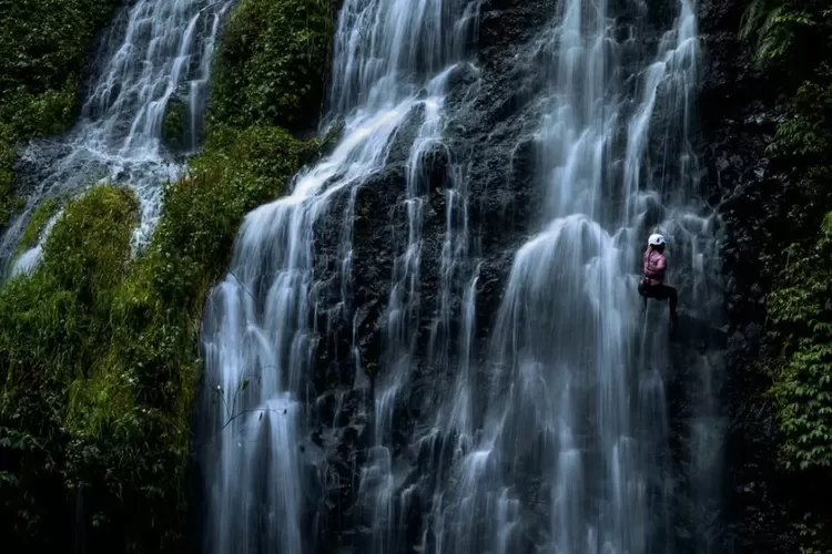 Curug Tilu Leuwi Opat (Instagram @insulinde.explore)