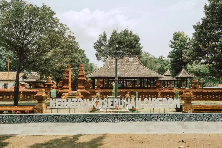 Ilustrasi kota Cirebon yang akan dijadikan ibukota provinsi baru. ((Maharanita Nugradianti/Unsplash))