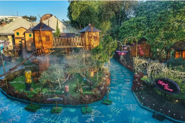 Lembang Wonderland Bandung (IG @lembangwonderland)