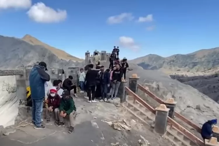 Wisata Gunung Bromo: Pesona Alam Dan Budaya Yang Memukau - Sumut Insider