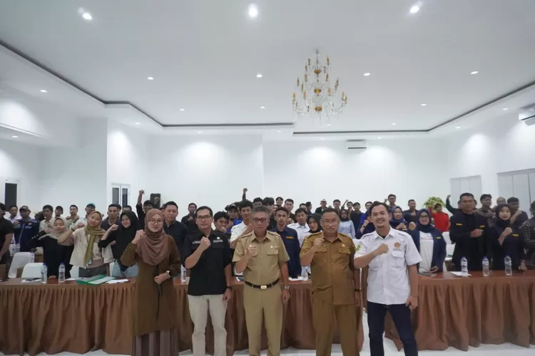 Pendidikan Politik Bagi Karang Taruna  (Kesbangpol Kabupaten Bogor)