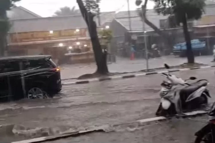 Banjir Di Pakansari Cibinong  (Catatanfakta.com)