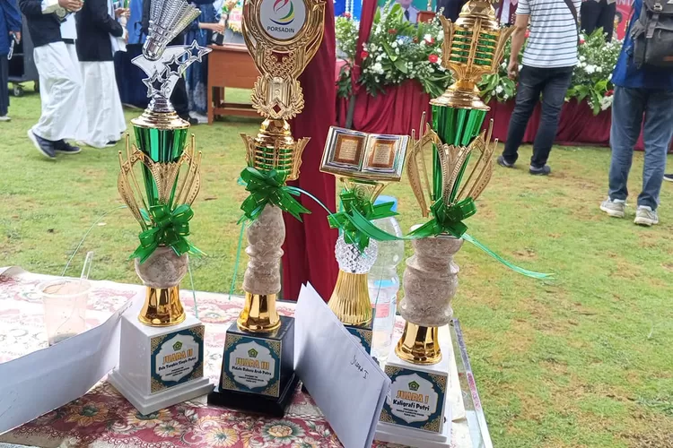 Raihan Piala FKDT Kecamatan Ciomas di Porsadin ke-8 (catatanfakta.com)