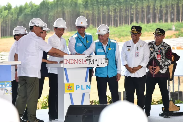 Jokowi Groundbreaking Pembangunan PLTS PLN 50 MW Di IKN Nusantara, PLN ...