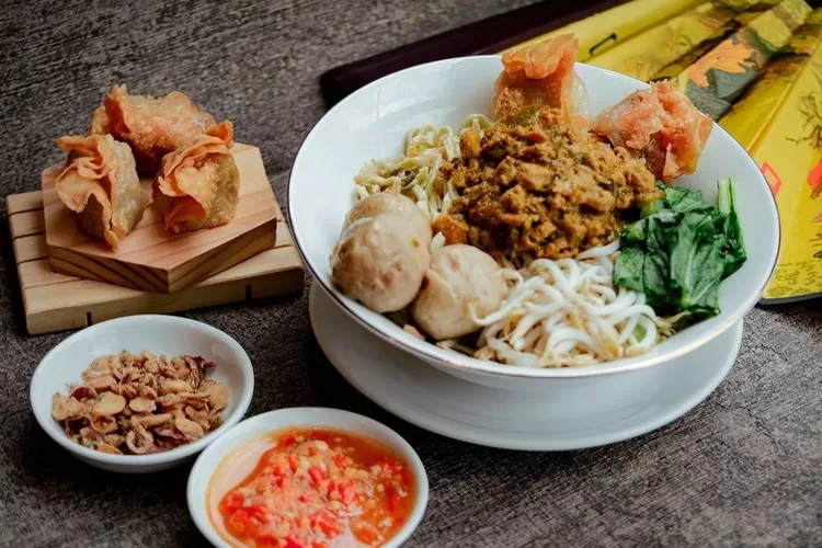 4 Tempat Makan Bakso Enak Di Wonogiri Ada Bakso Raksasa Klik Aktual