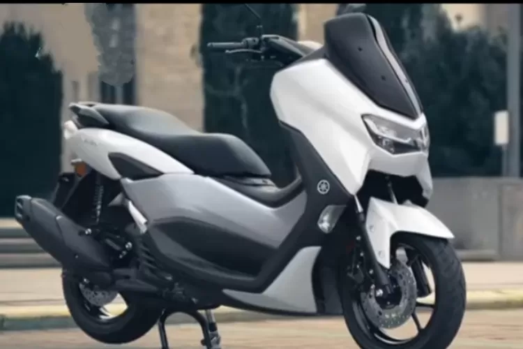 Yamaha SMax identik dengan Yamaha NMax yang ada di Indonesia
