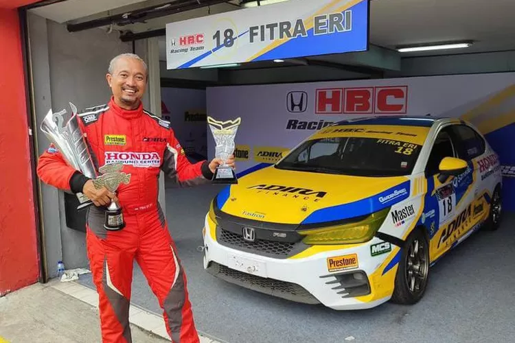 Fitra Eri saat menjuarai Double Podium di ISSOM rd.1 ( instagram @fitra.eri)