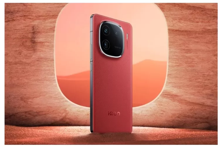 iQOO 13 (Gizmochina)