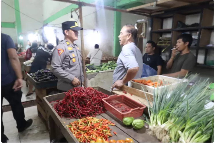 Sidak Ke Pasar Lipat Kajang Manggar Ini Yang Dilakukan Ketua Tim Saber Pungli Belitung Timur