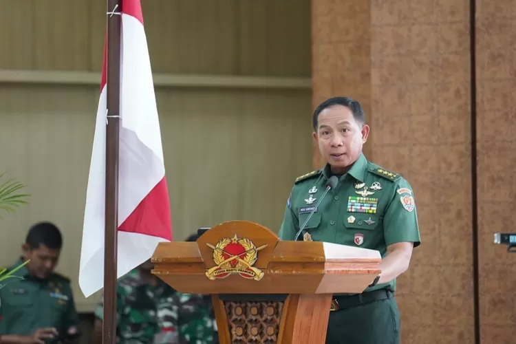 Resmi Jabat Panglima TNI, Agus Subiyanto Ungkap Kandidat KSAD : Bintang ...