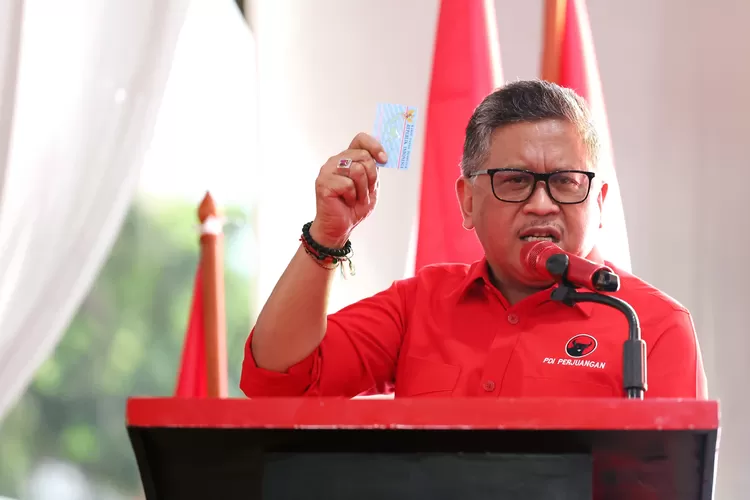 Kampanye TPN Ganjar-Mahfud: Program KTP Sakti Hingga Menteri Digital ...