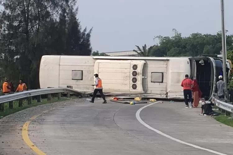 Ini 12 Daftar Lengkap Korban Meninggal Dunia Dari Kecelakaan Bus PO ...