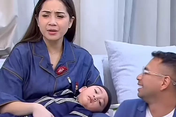 KPI Tegur SauRans Raffi Ahmad dan Nagita Slavina, Gegara Rayyanza Ikut  Tampil di Program Sahur - Kilat