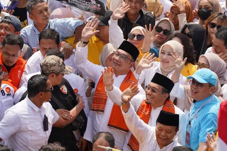 Ridwan Kamil-Suswono Daftar Pilgub Jakarta. (Kilat.com/Riza)