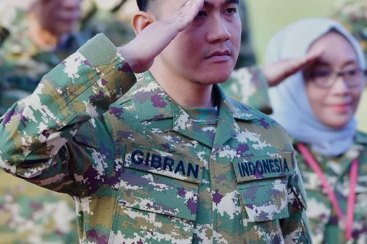 Wapres Gibran Rakabuming Sedang Menghormat. (Foto: Dok. Istimewa)