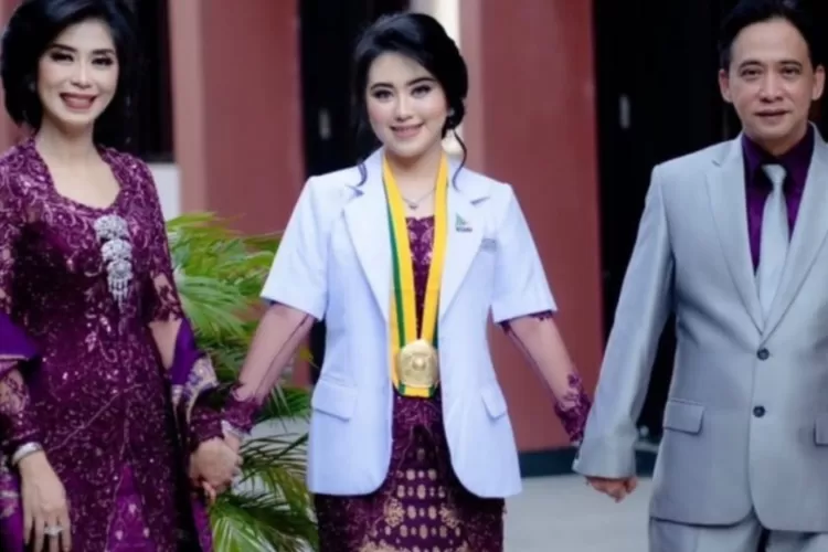 Rekaman dugaan isi curhatan ibunda Lady Aurellia Pramesti kepada rekan anaknya viral usai dibagikan akun X @PartaiSocmed (Akun X @PartaiSocmed)
