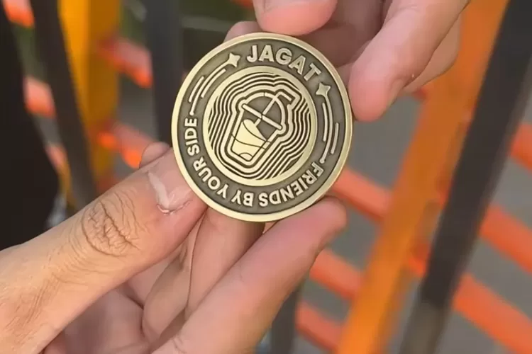 Aplikasi Koin Jagat tengah ramai, tapi ada risiko tersembunyi. Ketahui isu legalitas dan potensi kerugian yang mengintai pengguna. (Instagram @jagatapp_id / HukamaNews.com)