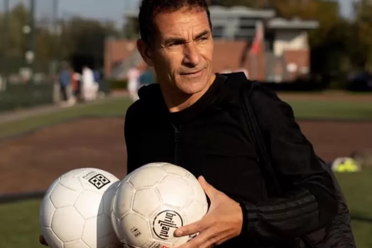 Gerald Vanenburg asisten pelatih Patrick Kluivert (Instagram @geraldvanenburgofficial)