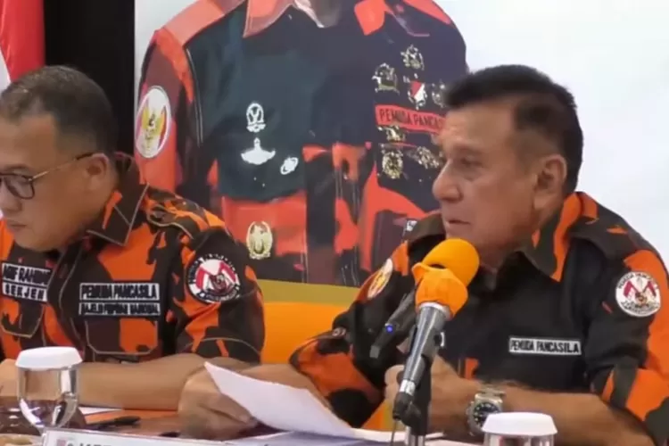 Penggeledahan rumah Japto Soerjosoemarno oleh KPK jadi sorotan. Apa kaitannya dengan kasus Rita Widyasari? Cek selengkapnya! (YouTube Pemuda Pancasila/ HukamaNews.com)