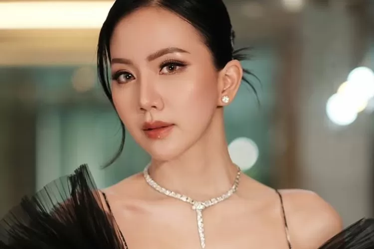 Agnes Jennifer bongkar percakapan selingkuhan ngebet ketemu suaminya David Clement (Instagram @agnes_jennifer)