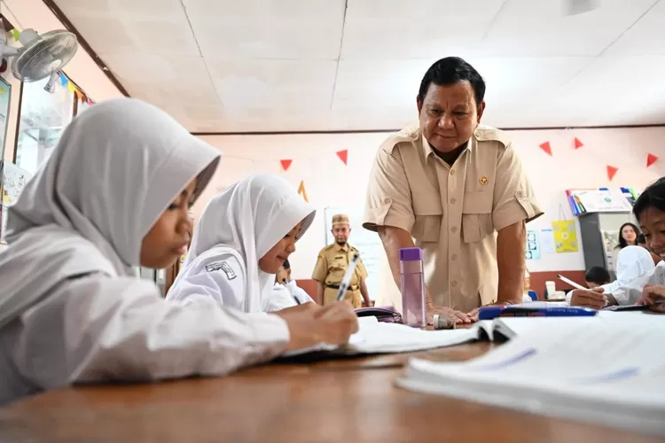 Prabowo Tinjau MBG di Sekolah SD Bogor. (Sekretariat Presiden)