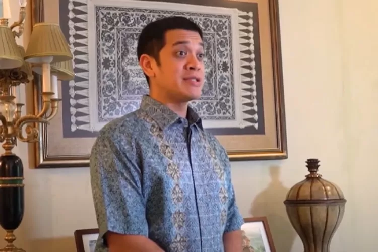 Sosok Muhammad Kerry Adrianto didakwa merugikan negara padahal ia mengaku brtindak sebagai penyedia jasa untuk Pertamina (Tangkapan layar YouTube/ Kidzania Surabaya)