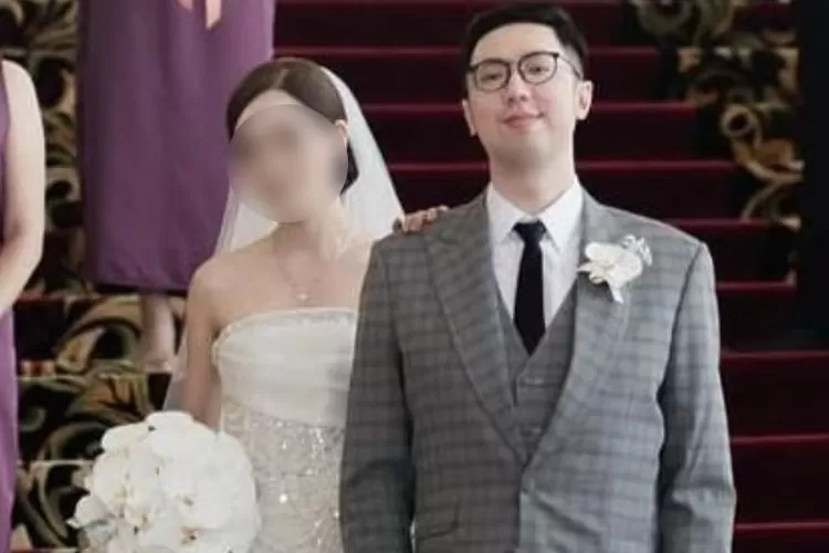 Potret pernikahan Priguna Anugerah Pratama dan istri. (X @septadewa)