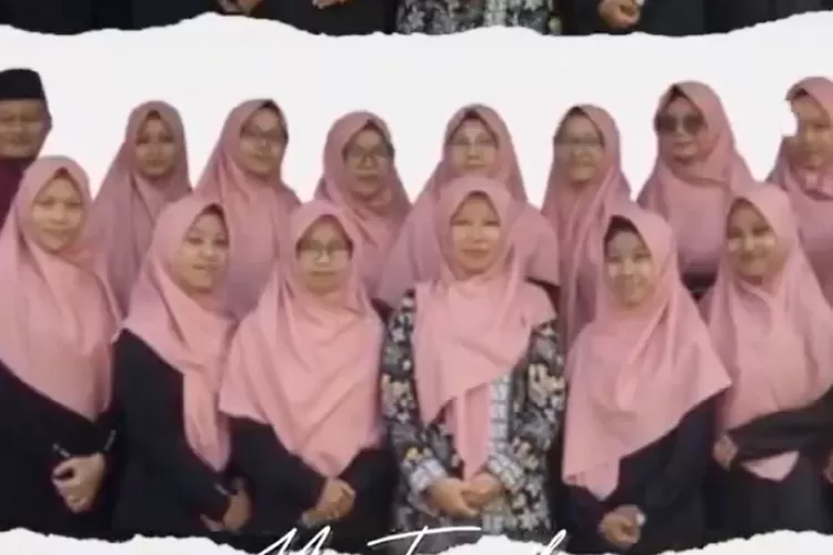 Para guru yang menjadi korban kecelakaan maut di Purworejo. (Twitter/ @kegblgnunfaedh)