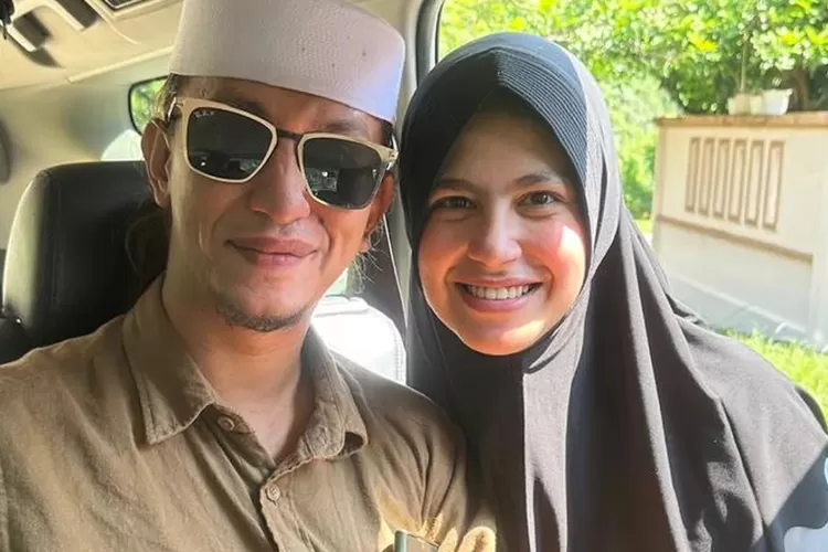 Bak ditipu, Helwa Bachmid sempat dijanjikan jadi istri Habib Bahar Smith, ternyata malah menikah lagi dengan yang lainnya (Instagram @official_fadlunbalghoits)
