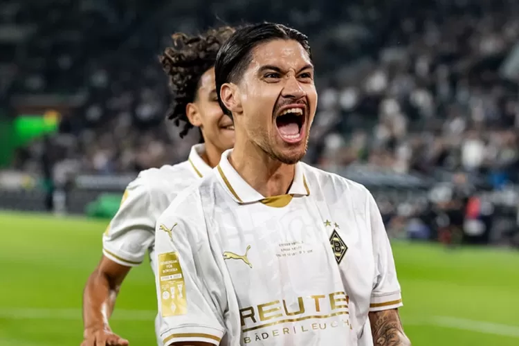 Momen selebrasi Kevin Diks setelah menceploskan gol perdananya di Borussia Moenchengladbach (Instagram/ @borussia)