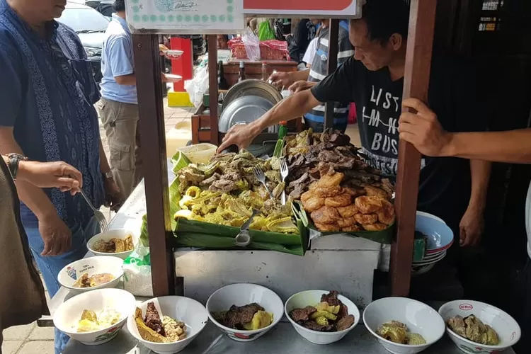 Si Paling Legendaris! Ini Dia 7 Rekomendasi Wisata Kuliner Bogor Yang ...