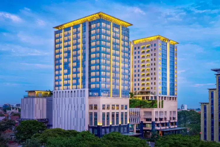 3 Rekomendasi Hotel Bintang 5 Di Semarang Miliki Pemandangan Kota Yang ...