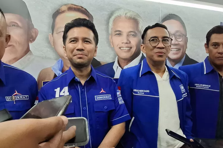 Potret Emil Dardak dan tim (RRI.co.id)