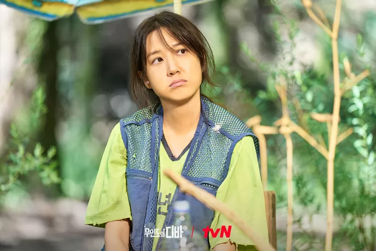 Park Eun Bin Bekerja Sama Dengan Kim Hyo Jin Dalam Still Cut Drama 'Castaway Diva'