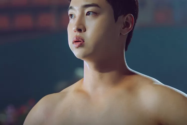 Jang Dong Yoon Menjadi Pegulat Putus Asa Di Ambang Pensiun Dalam Still Cut Drama 'Like Flowers In Sand'