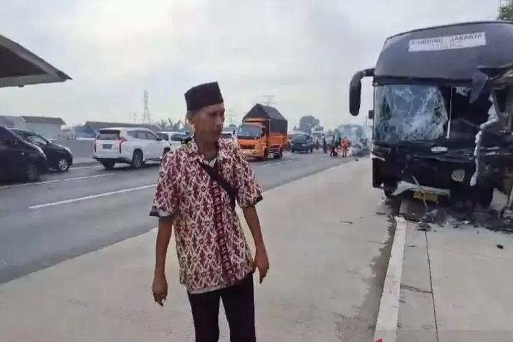 Korban KM 58 Tol Japek 12 Tewas, Kesaksian Sopir Bus Primajasa Sempat ...