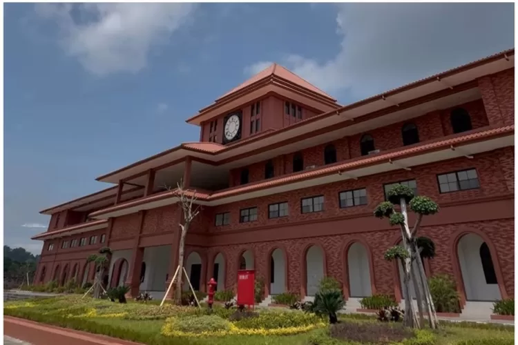 Inilah rekomendasi SMA swasta favorit yang siswanya terbukti banyak diterima di Akpol, Akmil, hingga sekolah kedinasan populer. (DOK. SMA Taruna Nusantara Malang)