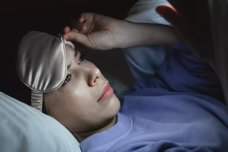 Gadget Bikin Susah Tidur? Lakukan 7 Langkah Sleep Hygiene Ini Agar ...