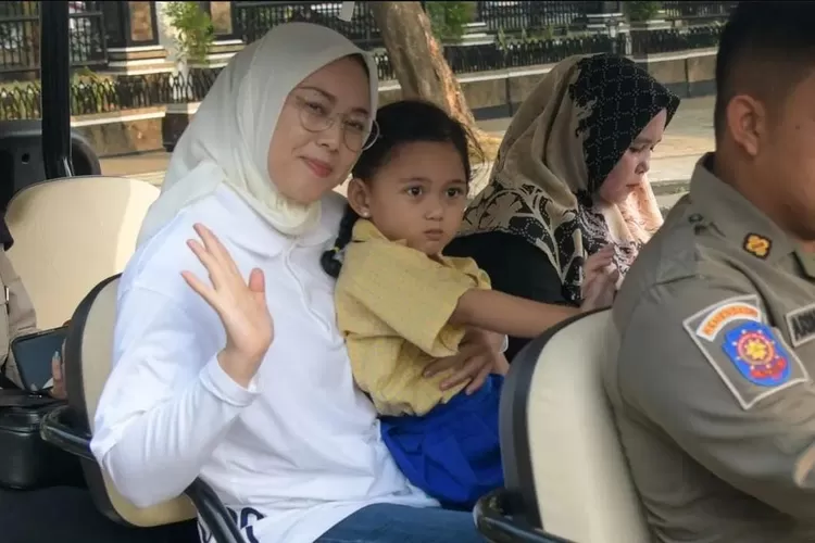 Mantan Bupati Purwakarta, Anne Ratna Mustika