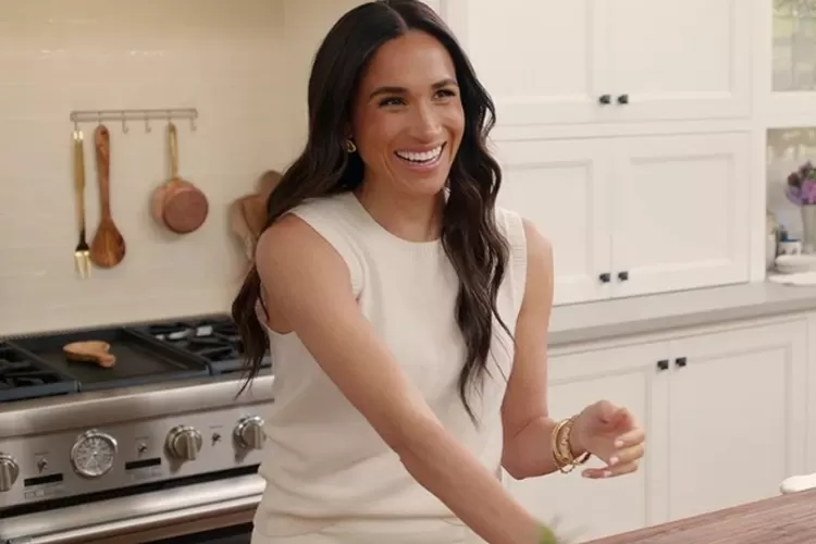 Meghan Markle kena nyinyiran netizen setelah terlihat di pengungsian korban kebakaran LA (Netflix)