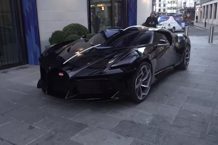 Bugatti La Voiture Noire: Mobil Termahal di Dunia yang Super Eksklusif