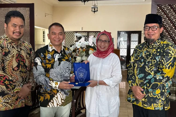 Indah Amperawati Mantap Maju Dalam Pilkada Serentak 2024 - Muslim Terkini