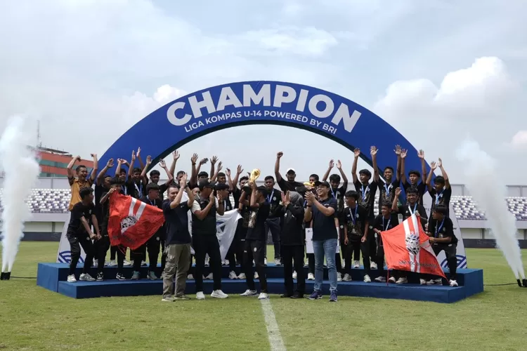 Liga Kompas U-14 Powered by BRI sukses jadi ajang pembinaan sepak bola usia dini terbesar di Indonesia, dukung talenta muda hingga ke Gothia Cup 2025. (Bank BRI)